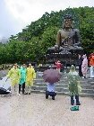 Le boudha de Soraksan sous la pluie